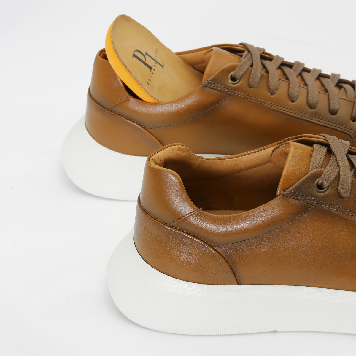 TÊNIS NATURALE WHISKY